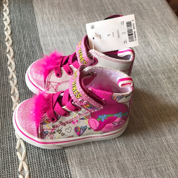 Dreamworks Trolls Other - 🦄NWT TODDLER SIZE 5 👟👟LAST PAIR!!